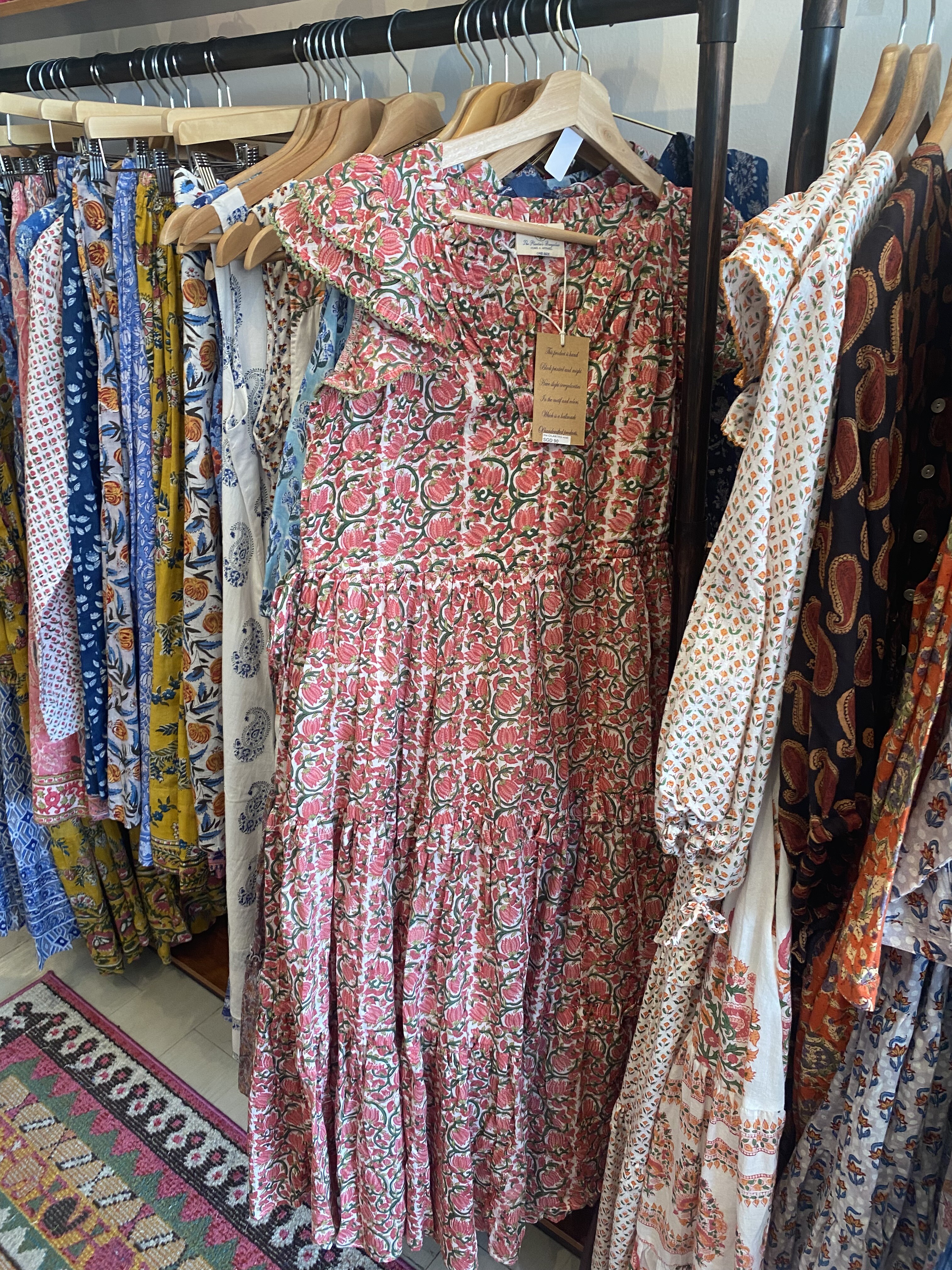 インド綿専門店でショッピング【知りたい！現地の暮らし】
